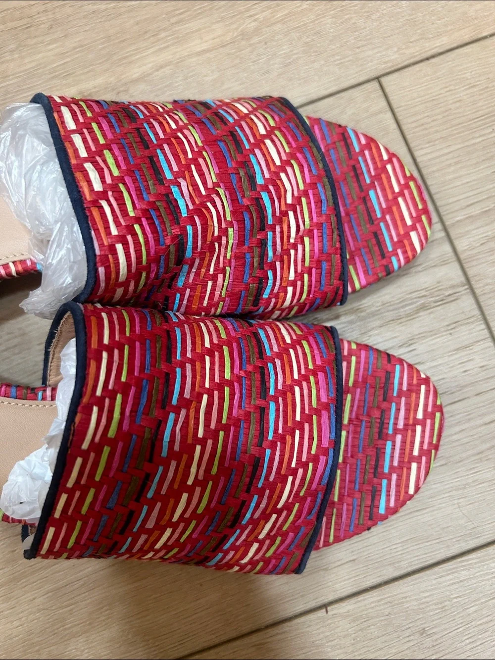 NWOT J. Crew Rainbow Raffia Mules Size 8